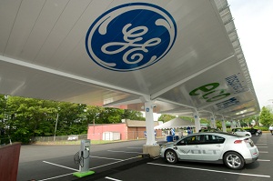 GE unveils solar-powered electric car charging station