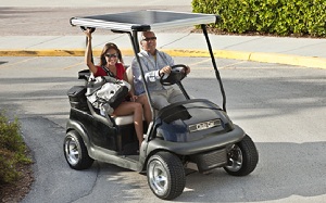 Solar Carts retrofits electric golf carts with PV-roofs