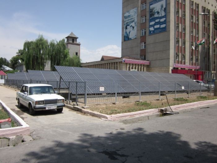 Kyocera supplies solar panels for Diakov Hospital 