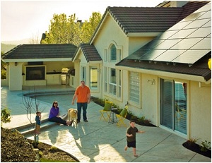 Report: Average Americans going solar more than the rich  
