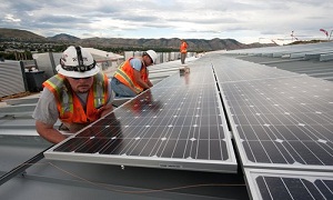 Solar jobs remain sunny spot in U.S. employment market