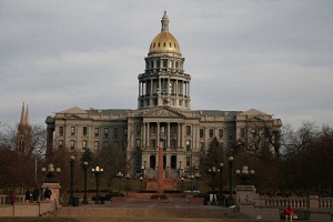Colorado governor Hickenlooper limits solar permitting fees