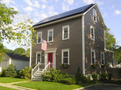 Vermont House With Solar