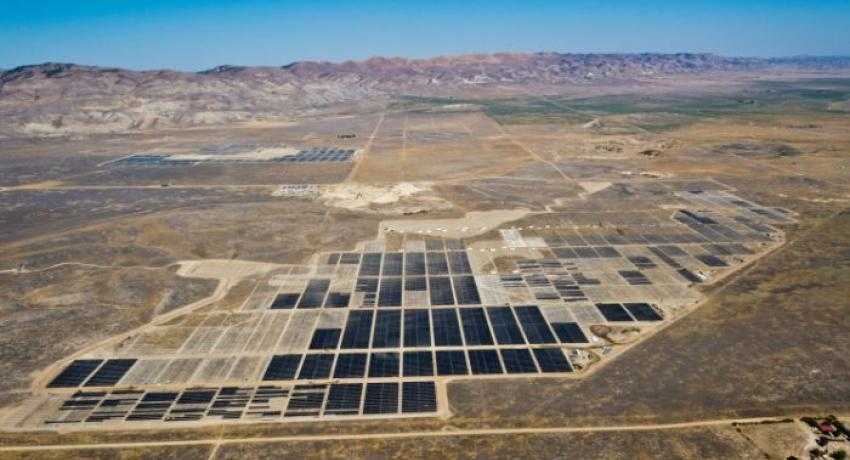 hoto of the California Valley Solar Ranch