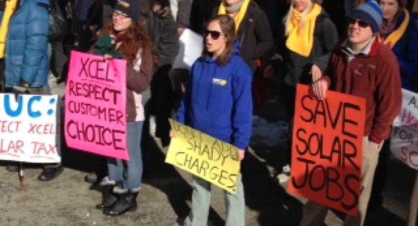 Solar supporters rally in Denver